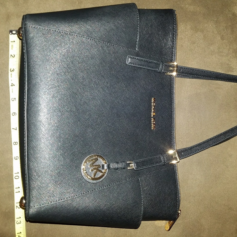 Michael Kors Tote - Picture 2 of 8